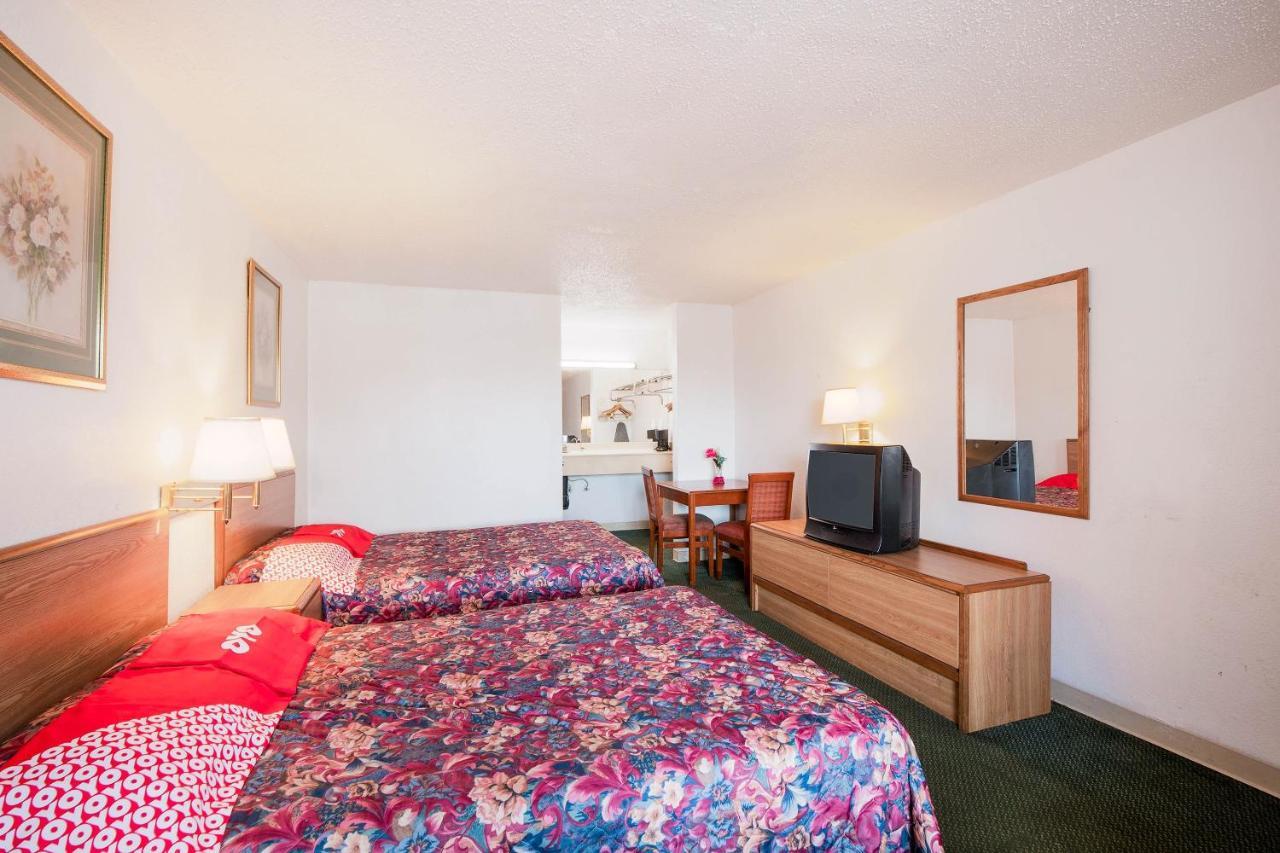 Hotel O Houston East Channelview I-10 מראה חיצוני תמונה