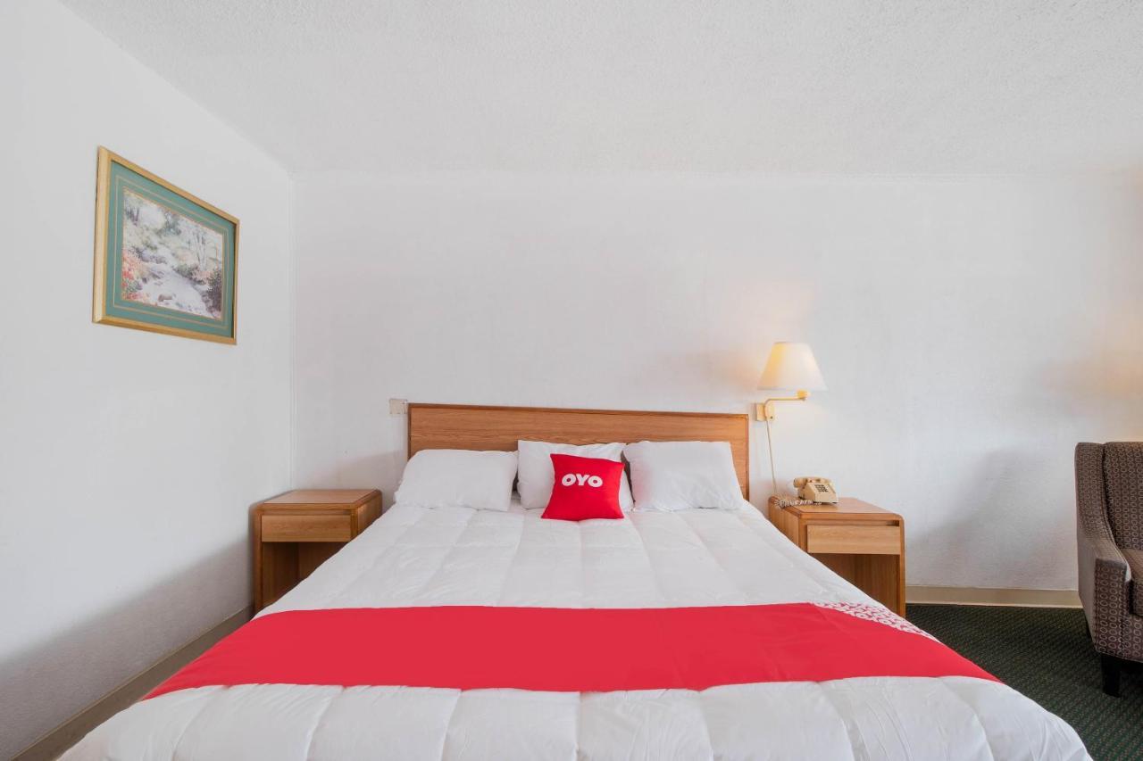 Hotel O Houston East Channelview I-10 מראה חיצוני תמונה